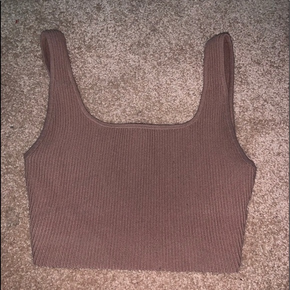 Babaton Tops - Babaton sculpt knit tank Aritzia size xs!!